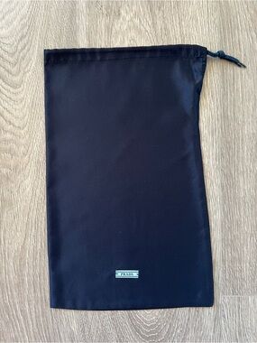 Prada dust bag (C782)